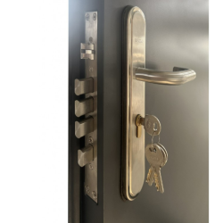 High Security  Multi point lock - Thumb Turn Inside, Key Lock Exterior + 3 Keys + Handle